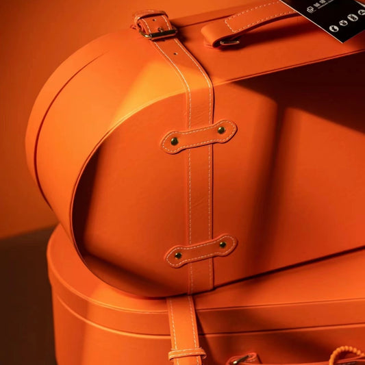 B-READY™ 2026 New Year Couple & Family Fitness Box – Start Strong Together New Year Gift Box With Hand Gift PU Couple Bundle Set Box incl. matching Couple Fitness Course Yoga Course for Couples