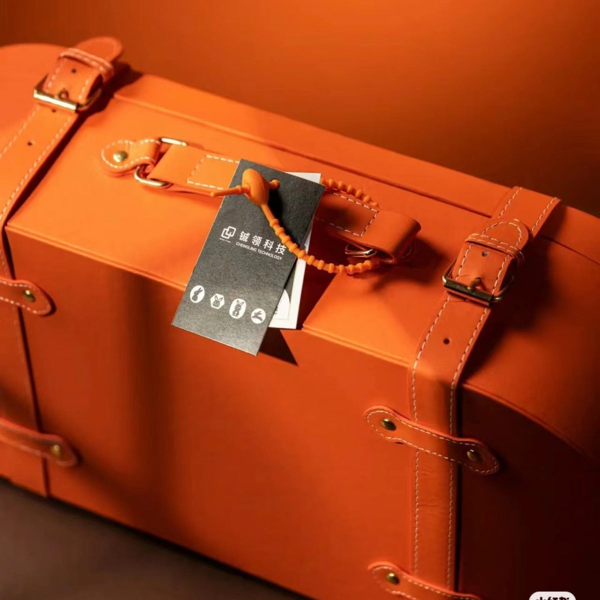 B-READY™ 2026 New Year Couple & Family Fitness Box – Start Strong Together New Year Gift Box With Hand Gift PU Couple Bundle Set  Box incl. matching Couple Fitness Course Yoga Course for Couples