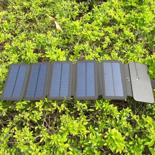B-READY Outdoor 8W folding solar charger Direct charging collapsible solar package Off-road emergency mobile power supply B-PREPARED 2026