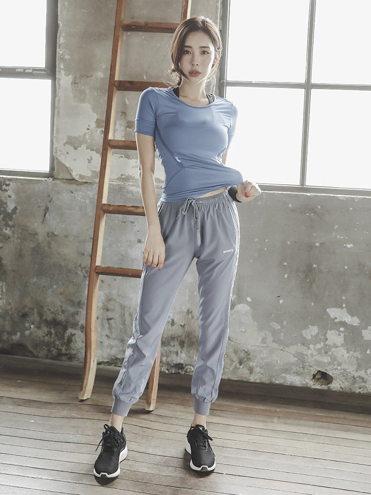 B-READY 
Woman Yoga Gym Outdoor Morning Running Clothes