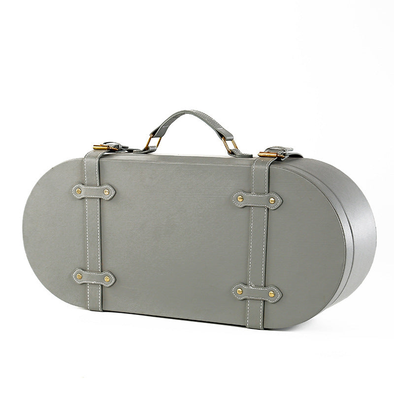 B-READY™ 2026 New Year Couple & Family Fitness Box – Start Strong Together New Year Gift Box With Hand Gift PU Couple Bundle Set  Box incl. matching Couple Fitness Course Yoga Course for Couples